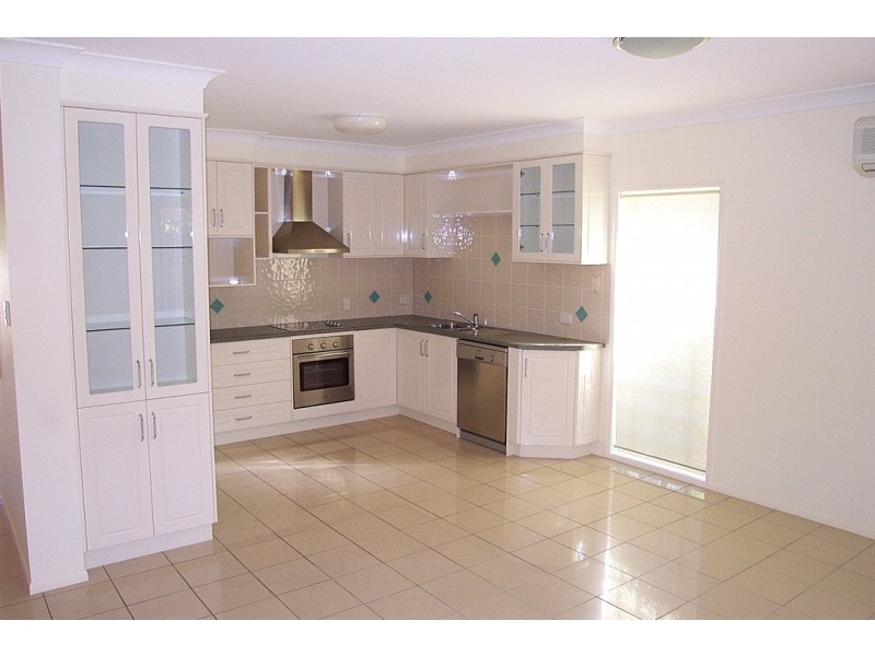 68 Queen Street, Cleveland QLD 4163