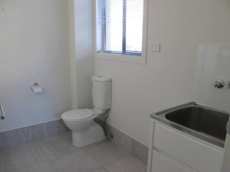 Unit 5 and 6 9 Michelle Court, Cleveland QLD 4163