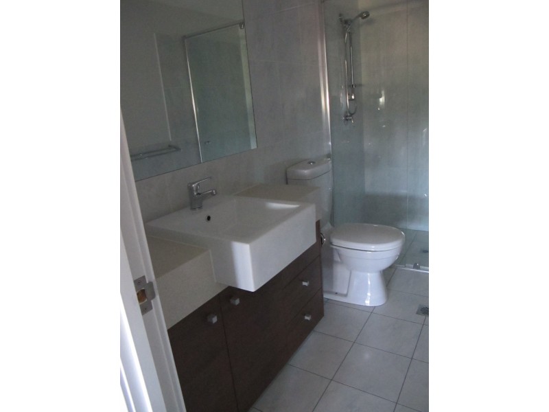 150 Middle Street, Cleveland QLD 4163