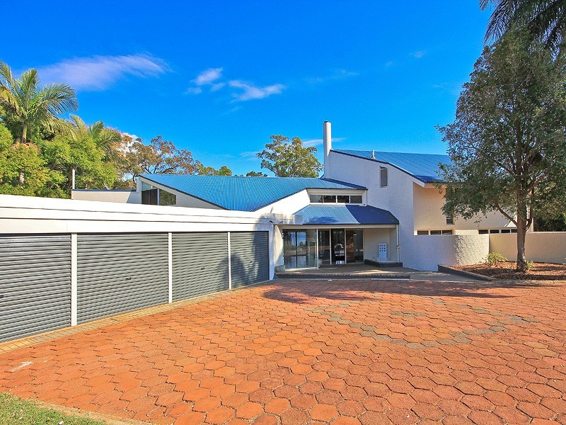 70 Main Road, Wellington Point QLD 4160