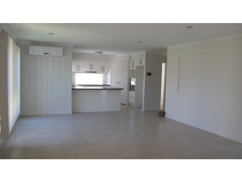 2 / 6 Sandalwood Street, Thornlands QLD 4164