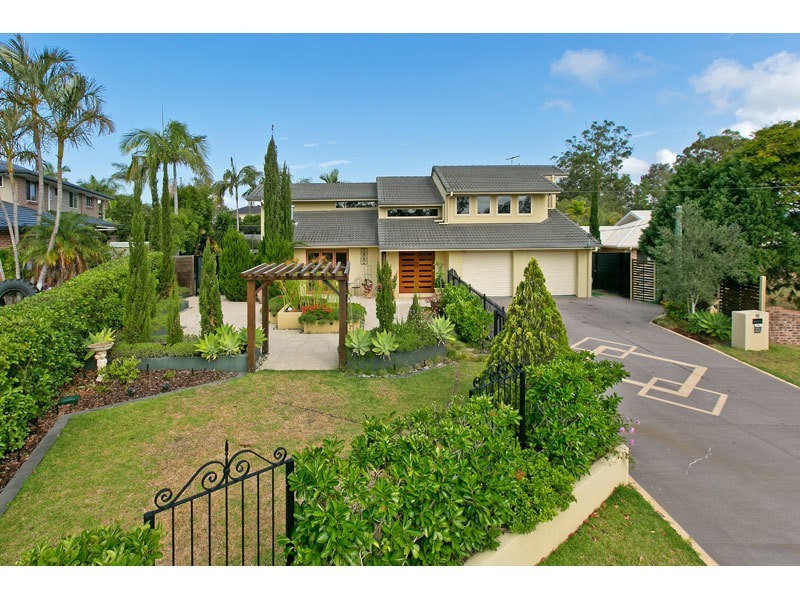 16 Plover Drive, Thornlands QLD 4164