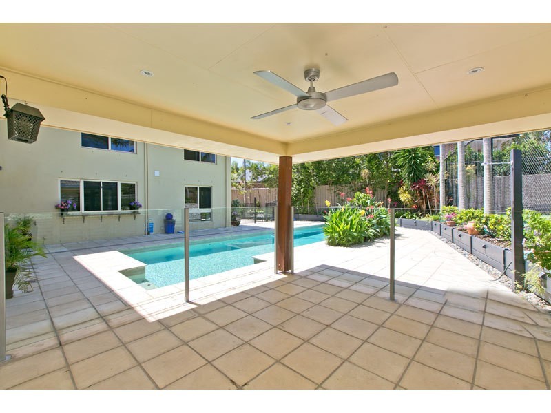 16 Plover Drive, Thornlands QLD 4164