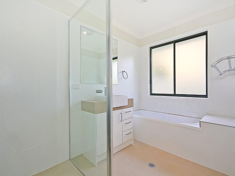 31 Melaleuca Place, Carindale QLD 4152