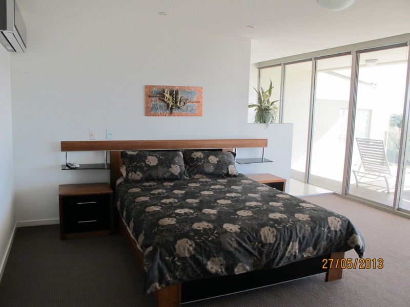 135 Shore Street West, Cleveland QLD 4163
