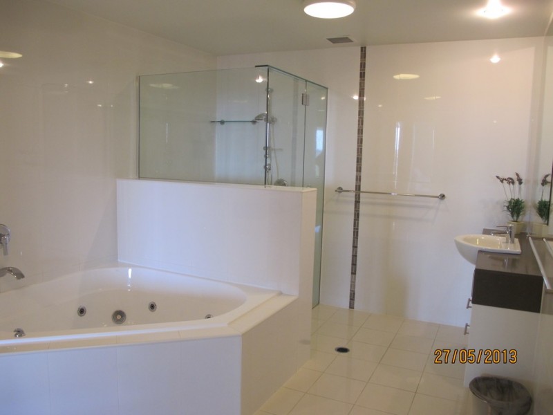 135 Shore Street West, Cleveland QLD 4163