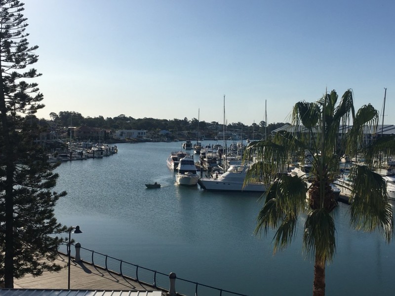 152 Shore Street West, Cleveland QLD 4163