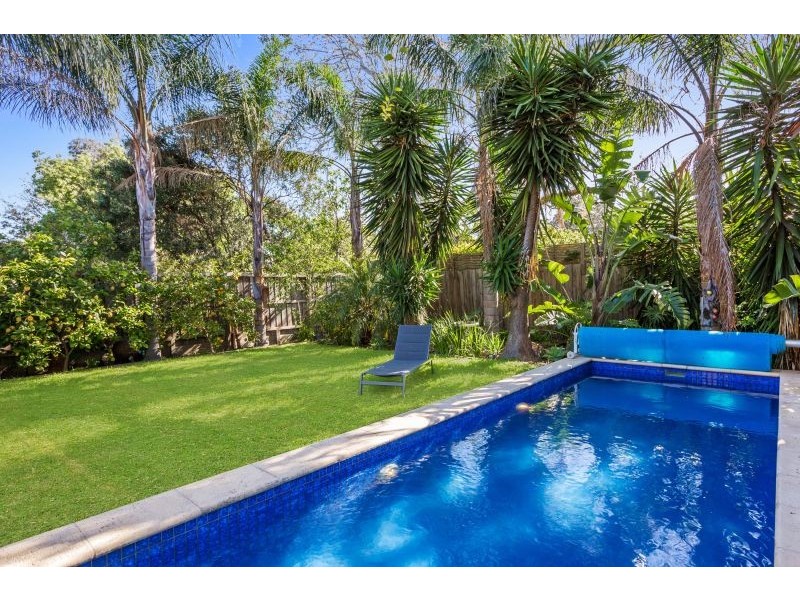 16 Bonanza Road, Beaumaris VIC 3193