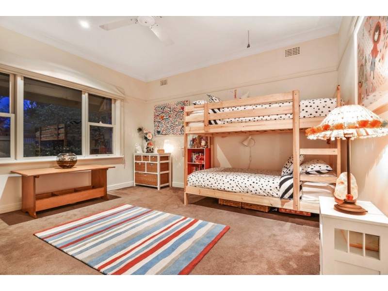 17 Munro Avenue, Cheltenham VIC 3192