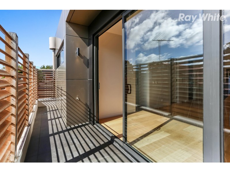 12/36 Crisp Street, Hampton VIC 3188
