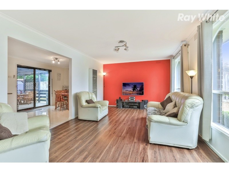 59 Circle Drive South, Cranbourne VIC 3977