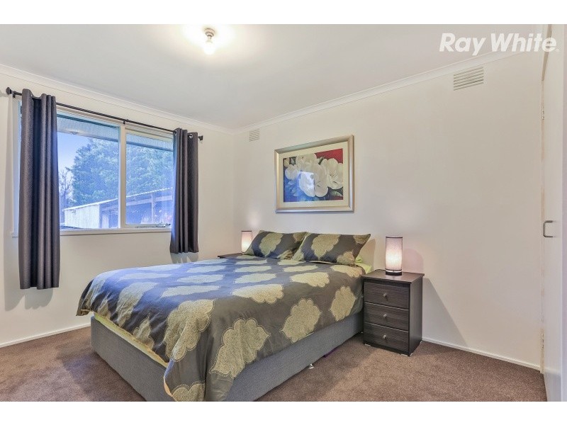 59 Circle Drive South, Cranbourne VIC 3977