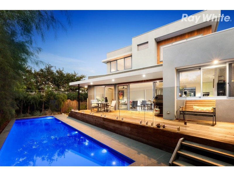 13 Bodley Street, Beaumaris VIC 3193