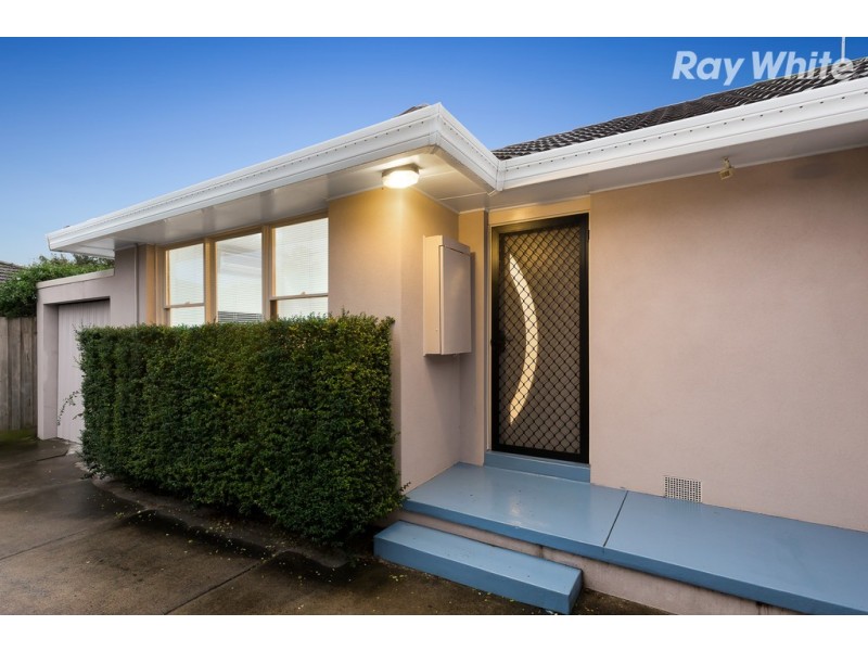4/17 First Street, Black Rock VIC 3193