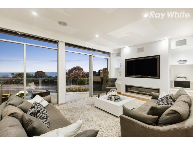 1/168 Beach Road, Parkdale VIC 3195