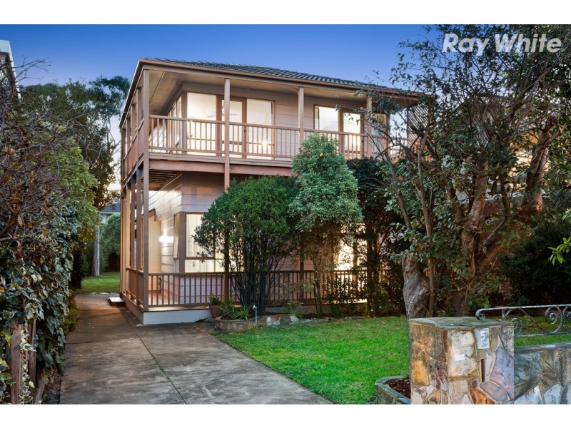 5 Charman Road, Beaumaris VIC 3193