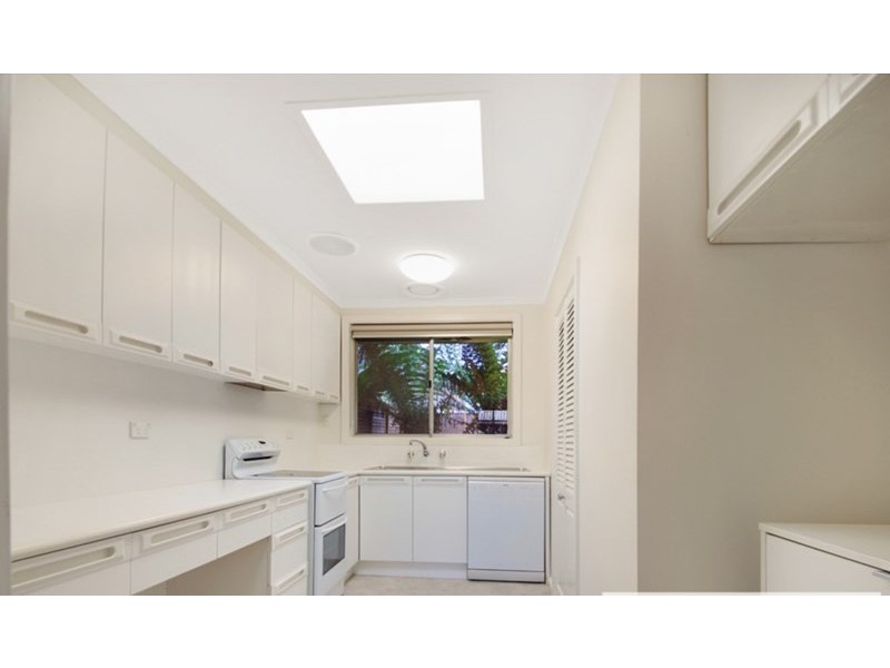 2, 44 Highett Road, Hampton VIC 3188