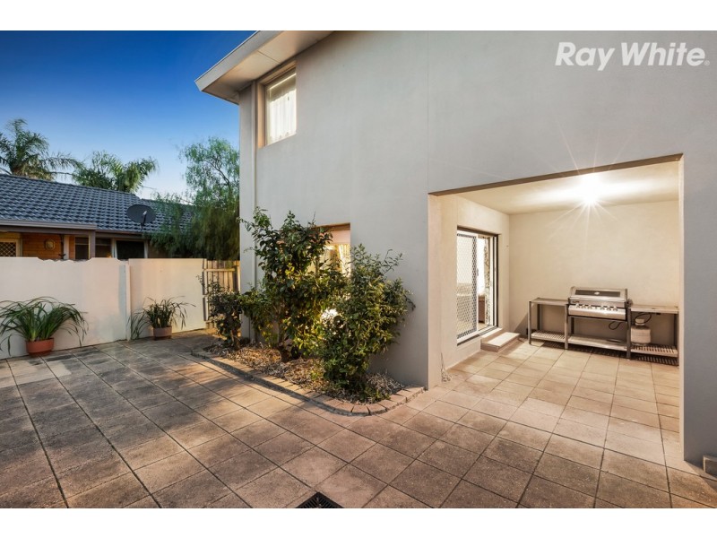 215 Beach Road, Black Rock VIC 3193