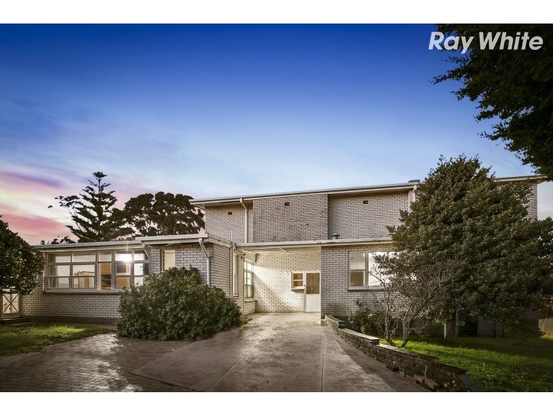 26 Bangor Drive, Frankston VIC 3199