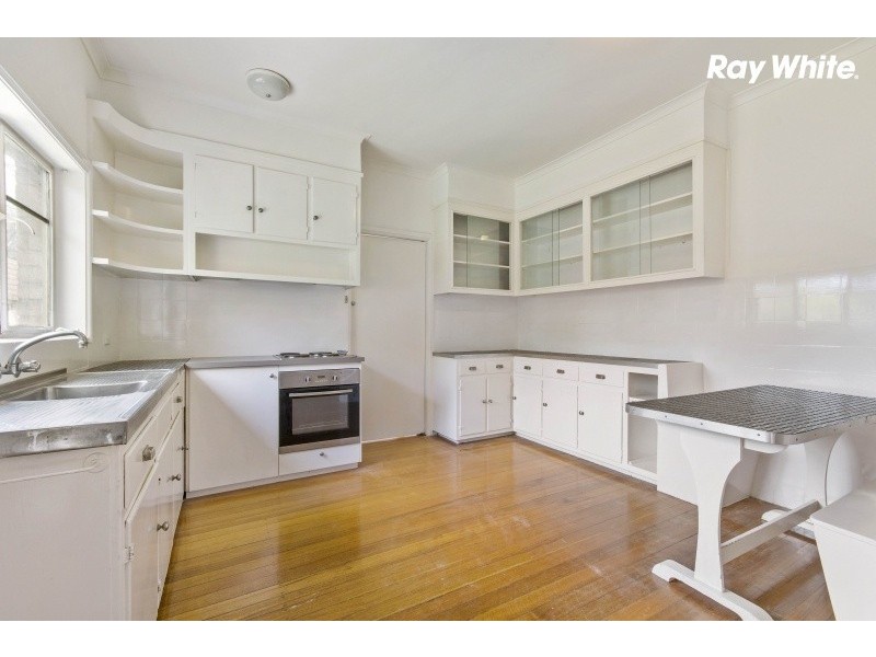 32 Rosemary Road, Beaumaris VIC 3193