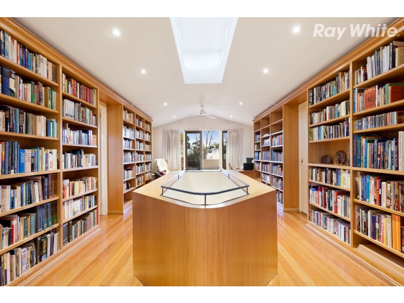 11 White Street, Beaumaris VIC 3193