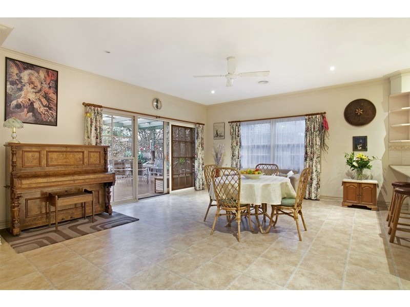 62 Church Street, Beaumaris VIC 3193