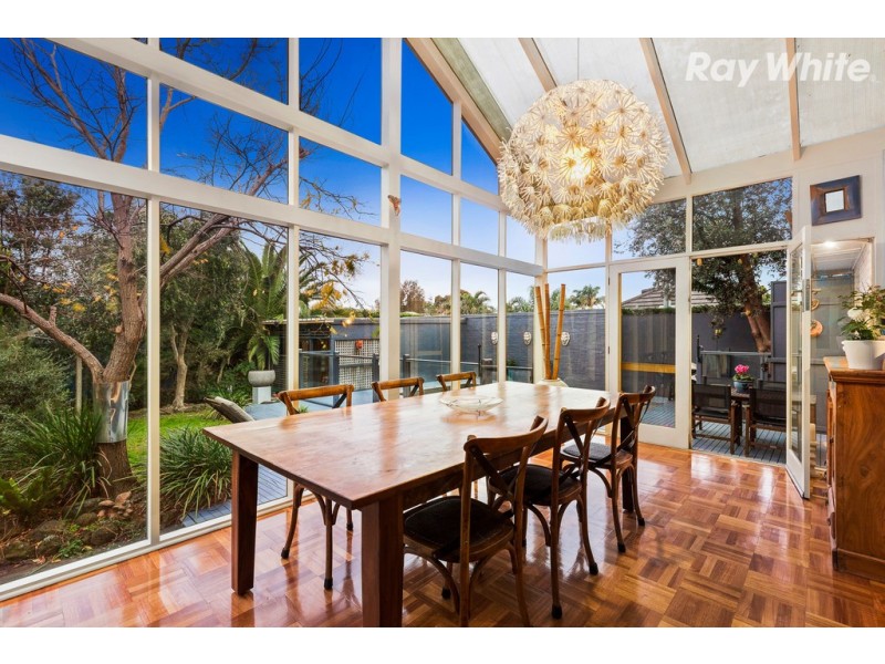 42 Dalgetty Road, Beaumaris VIC 3193