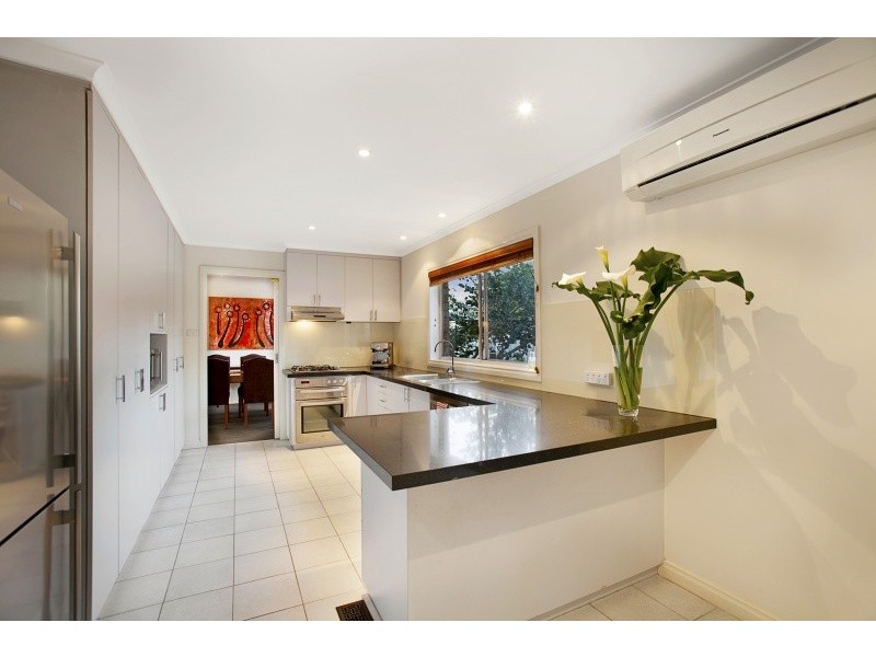 2/7 Belle Crescent, Mordialloc VIC 3195