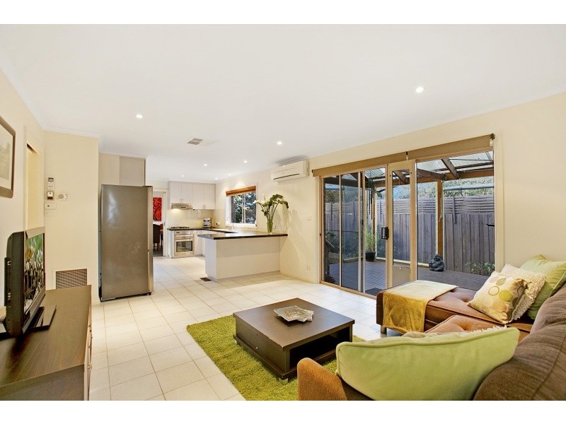 2/7 Belle Crescent, Mordialloc VIC 3195