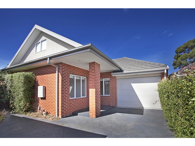 76b Warren Road, Mordialloc VIC 3195