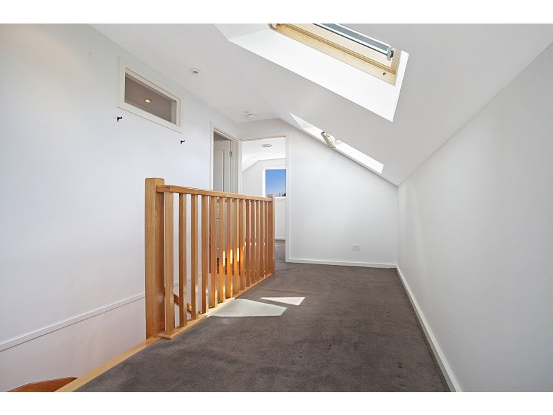 76b Warren Road, Mordialloc VIC 3195