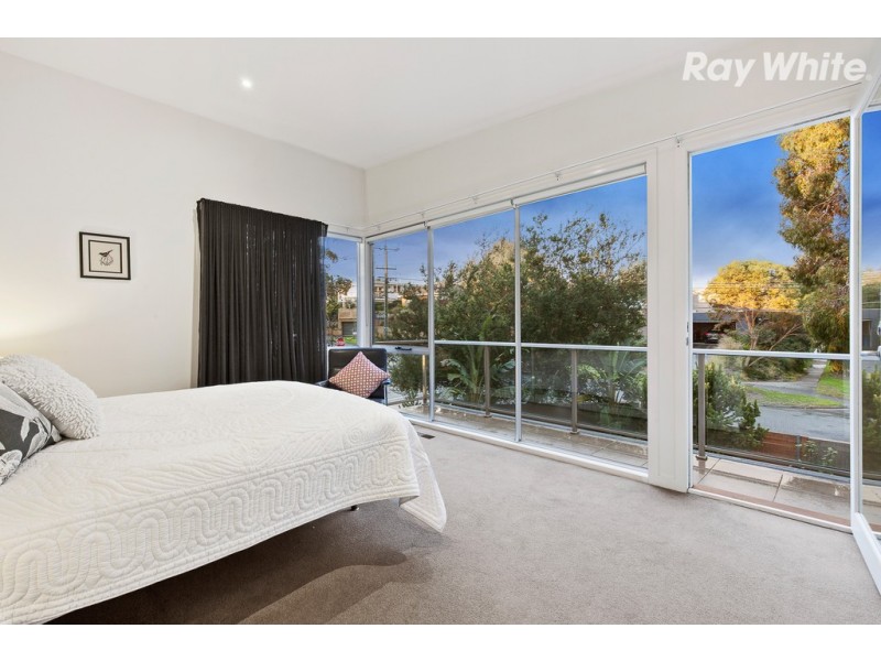 69 Cromer Road, Beaumaris VIC 3193