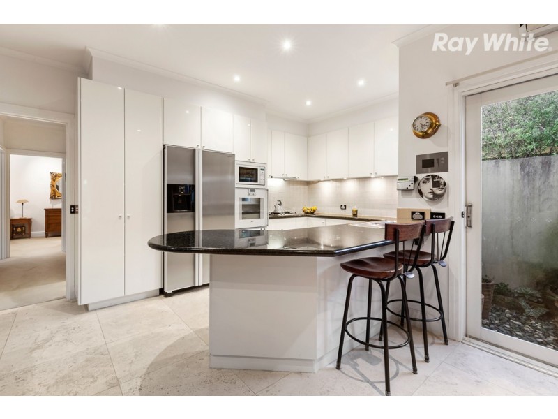 1/67 Bayview Crescent, Black Rock VIC 3193