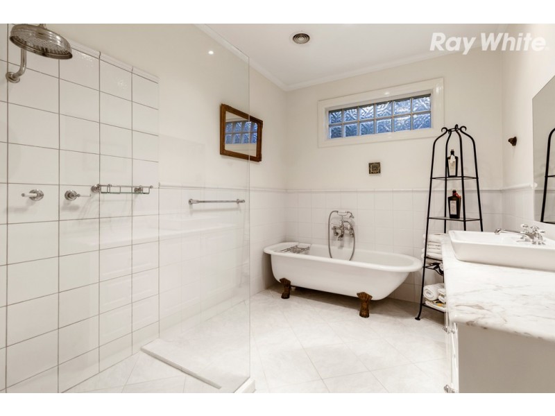 1/67 Bayview Crescent, Black Rock VIC 3193