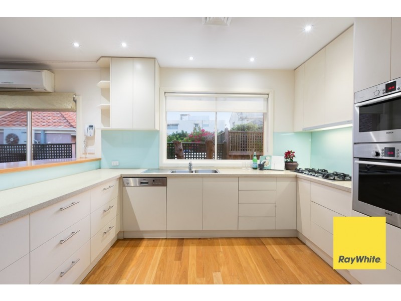 13 Surf Avenue, Beaumaris VIC 3193