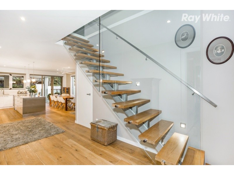 52 Fourth Street, Black Rock VIC 3193