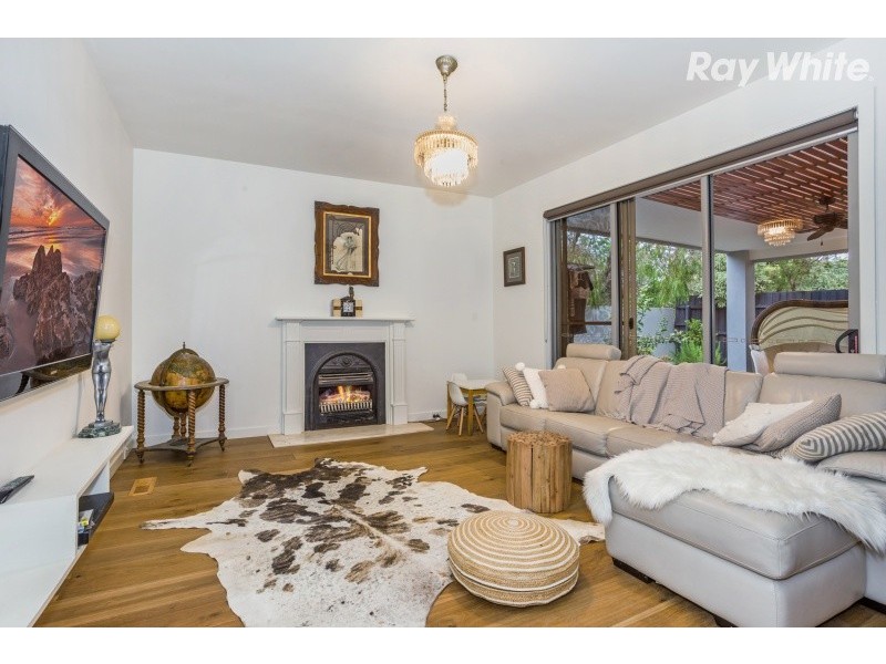 52 Fourth Street, Black Rock VIC 3193