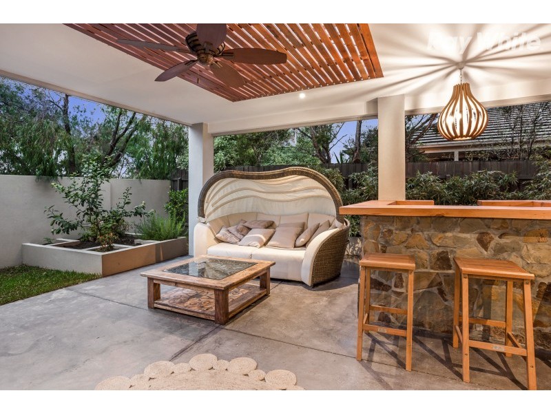 52 Fourth Street, Black Rock VIC 3193