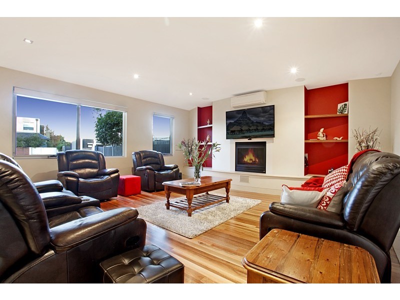 7 Dalgetty Road, Beaumaris VIC 3193