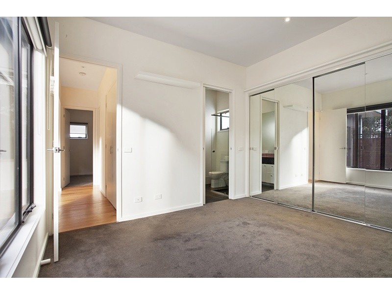 2 Evergreen Circuit, Cheltenham VIC 3192