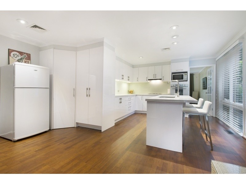 16 Morey Road, Beaumaris VIC 3193