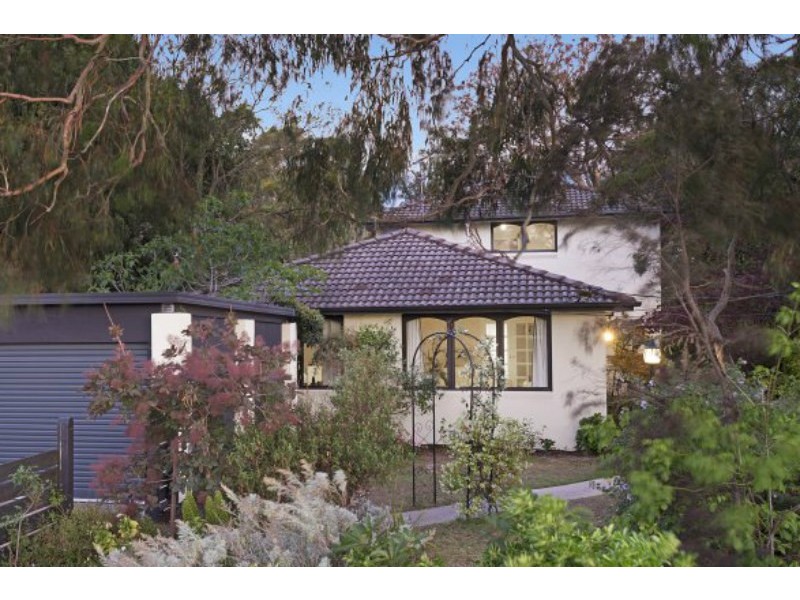 16 Morey Road, Beaumaris VIC 3193