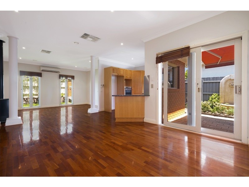 199 Ludstone Street, Hampton VIC 3188