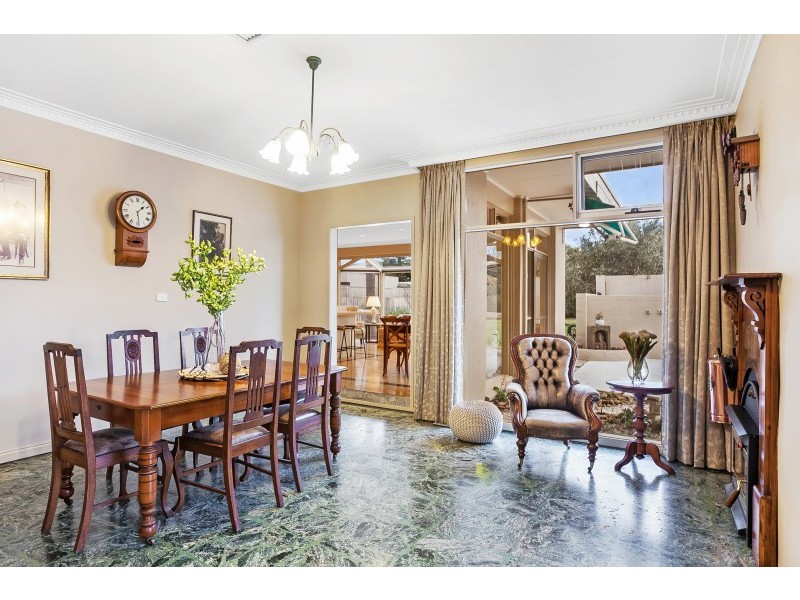 12 Russell Court, Mentone VIC 3194