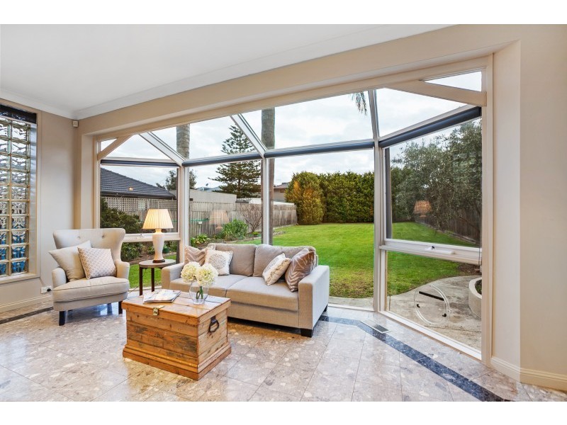 12 Russell Court, Mentone VIC 3194