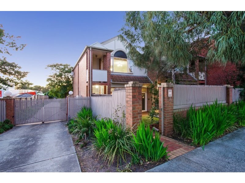 2, 175 Bluff Road, Black Rock VIC 3193