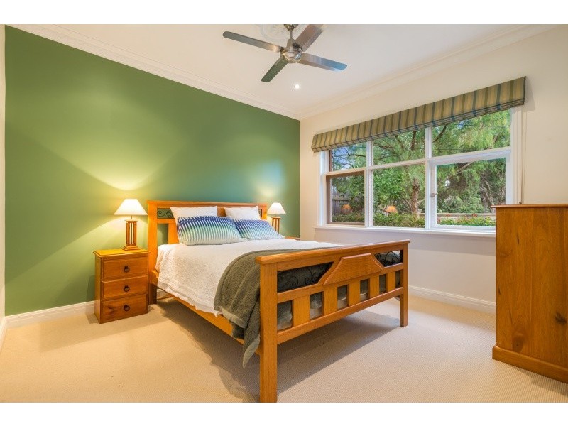 88 Dalgetty Road, Beaumaris VIC 3193