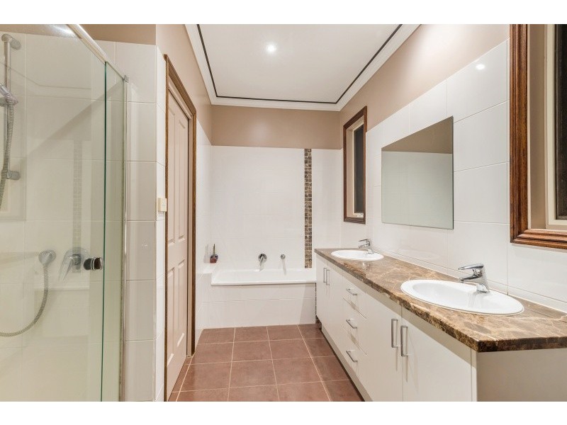 88 Dalgetty Road, Beaumaris VIC 3193