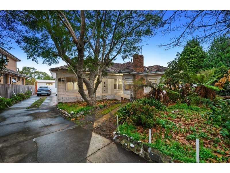 2 Canberra Grove, Beaumaris VIC 3193