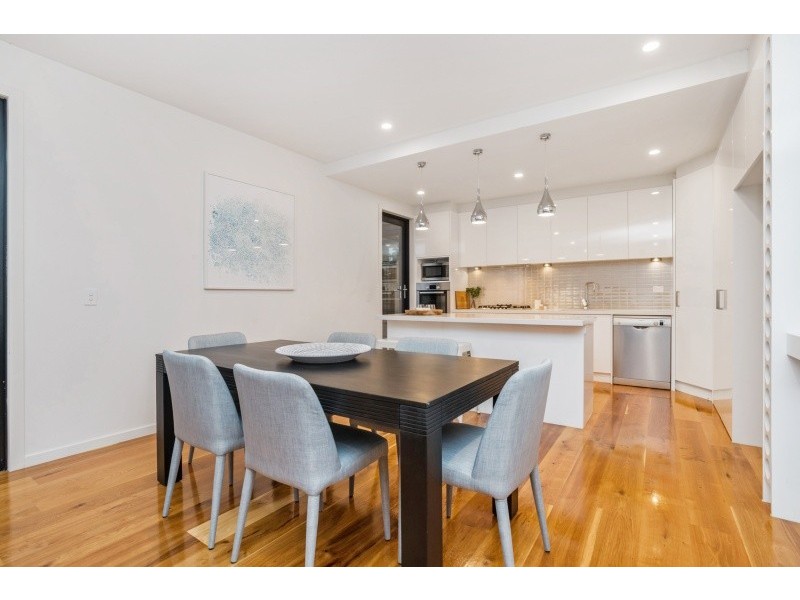 2/260 Balcombe Road, Mentone VIC 3194